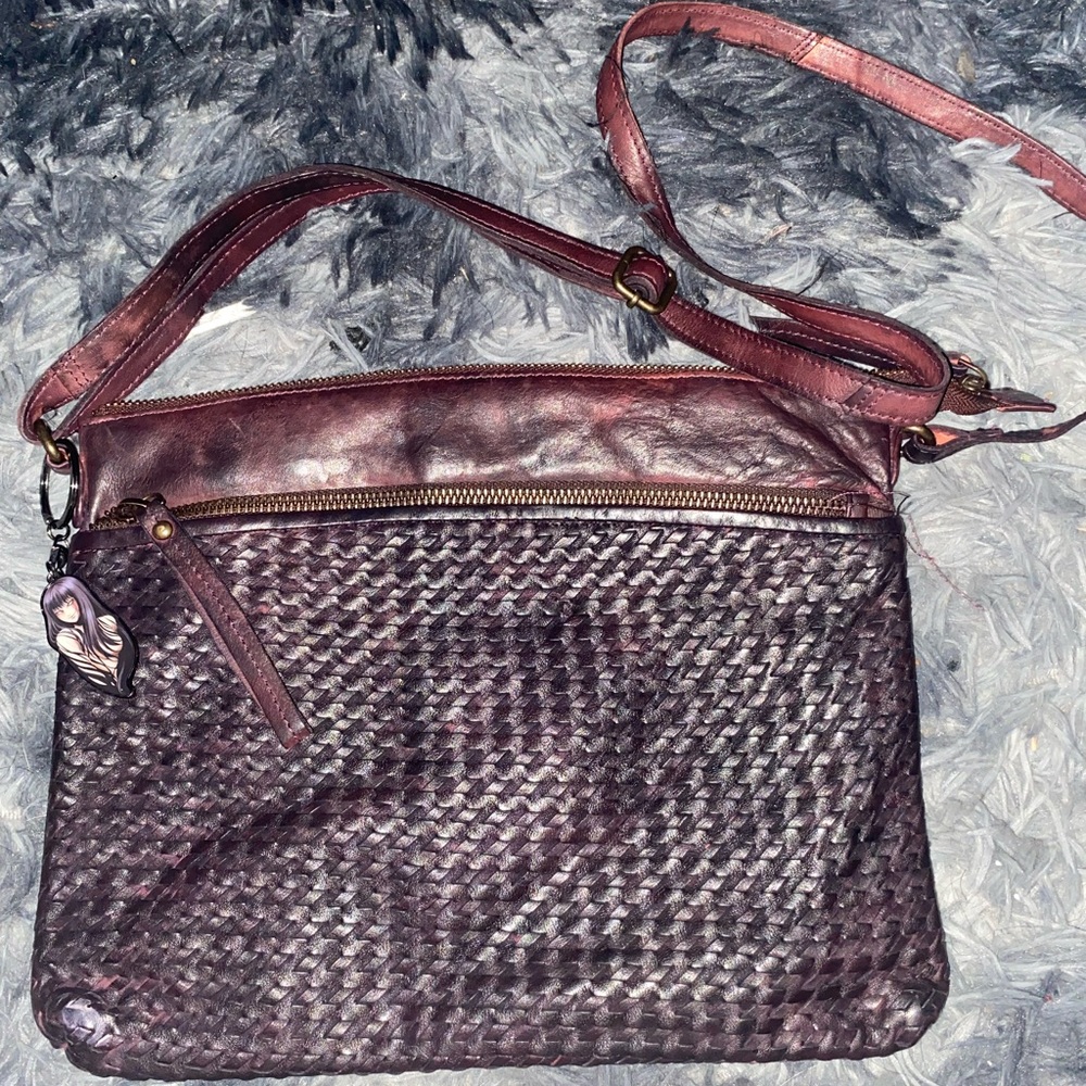 Elegant Purple Woven Women's Bag